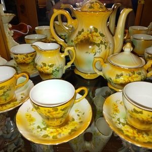 Rate yellow rose tea set